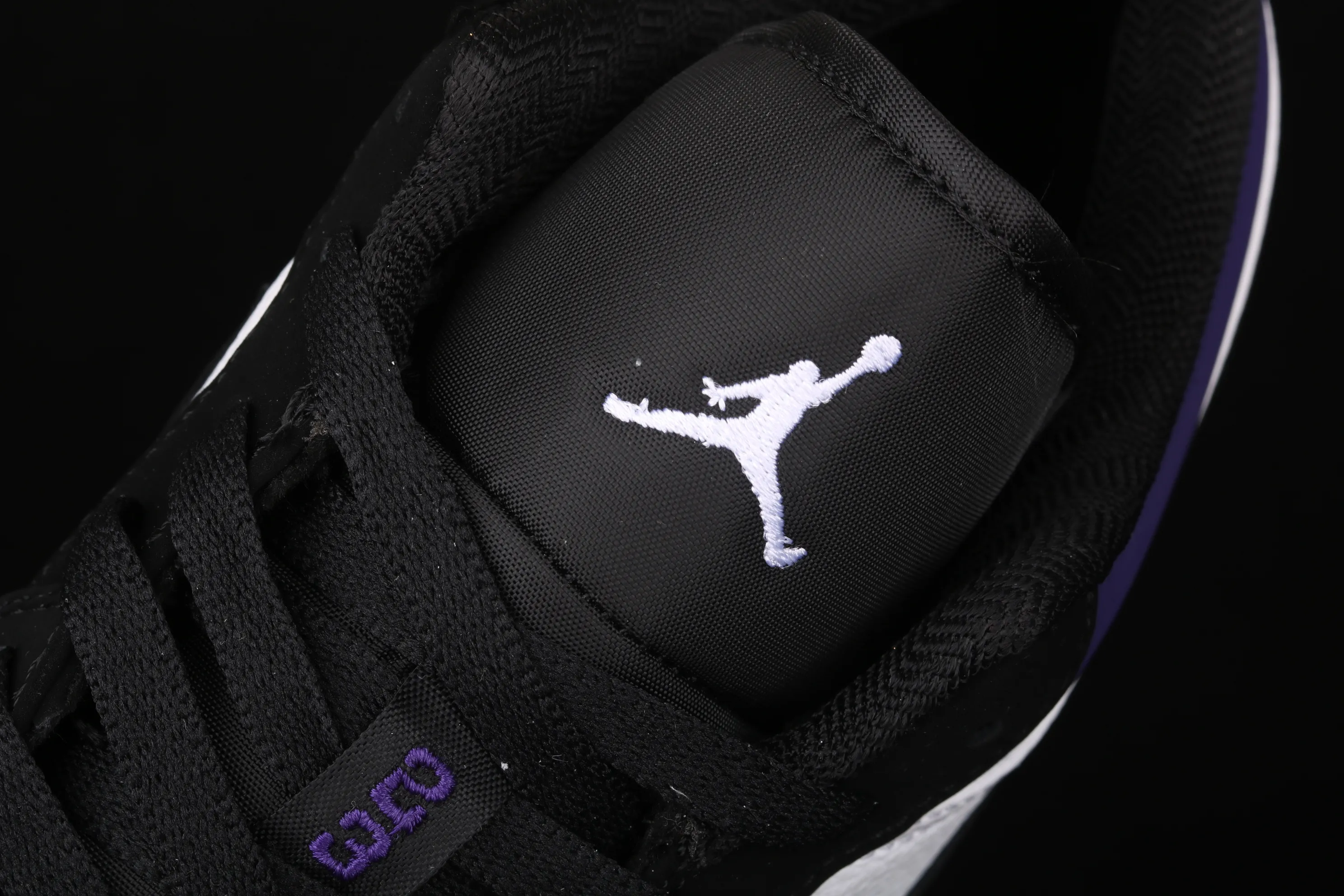 All categories Air Jordan Jordan series basketball shoes Air Jordan 1 Low New version Air Jordan 1 Low Court Purple AJ1 Joe 1 low top suede black purple toe 553558-125